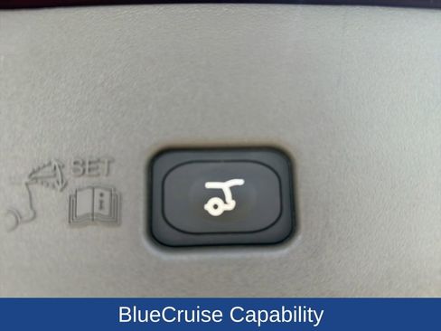 Used 2024 Lincoln Nautilus Premier w/ Equipment Group 102A AWD/4WD image 8