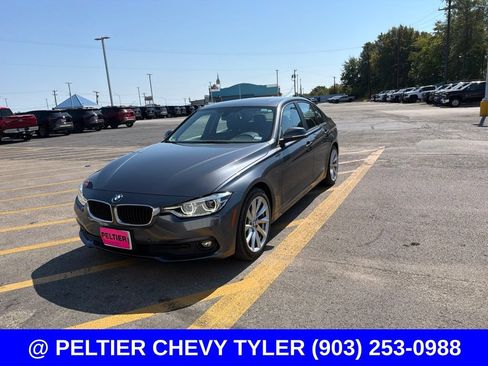 Used 2018 BMW 320i xDrive Sedan AWD/4WD image 1