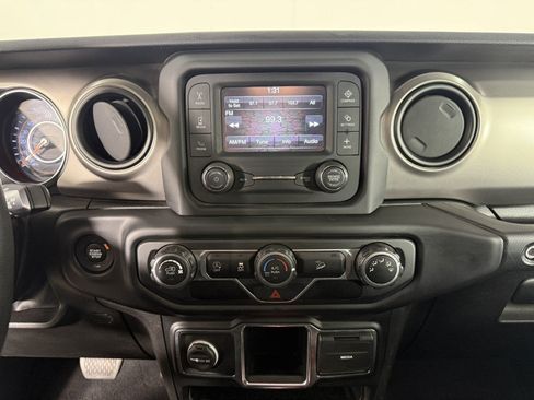 Used 2019 Jeep Wrangler Unlimited Sport AWD/4WD image 19
