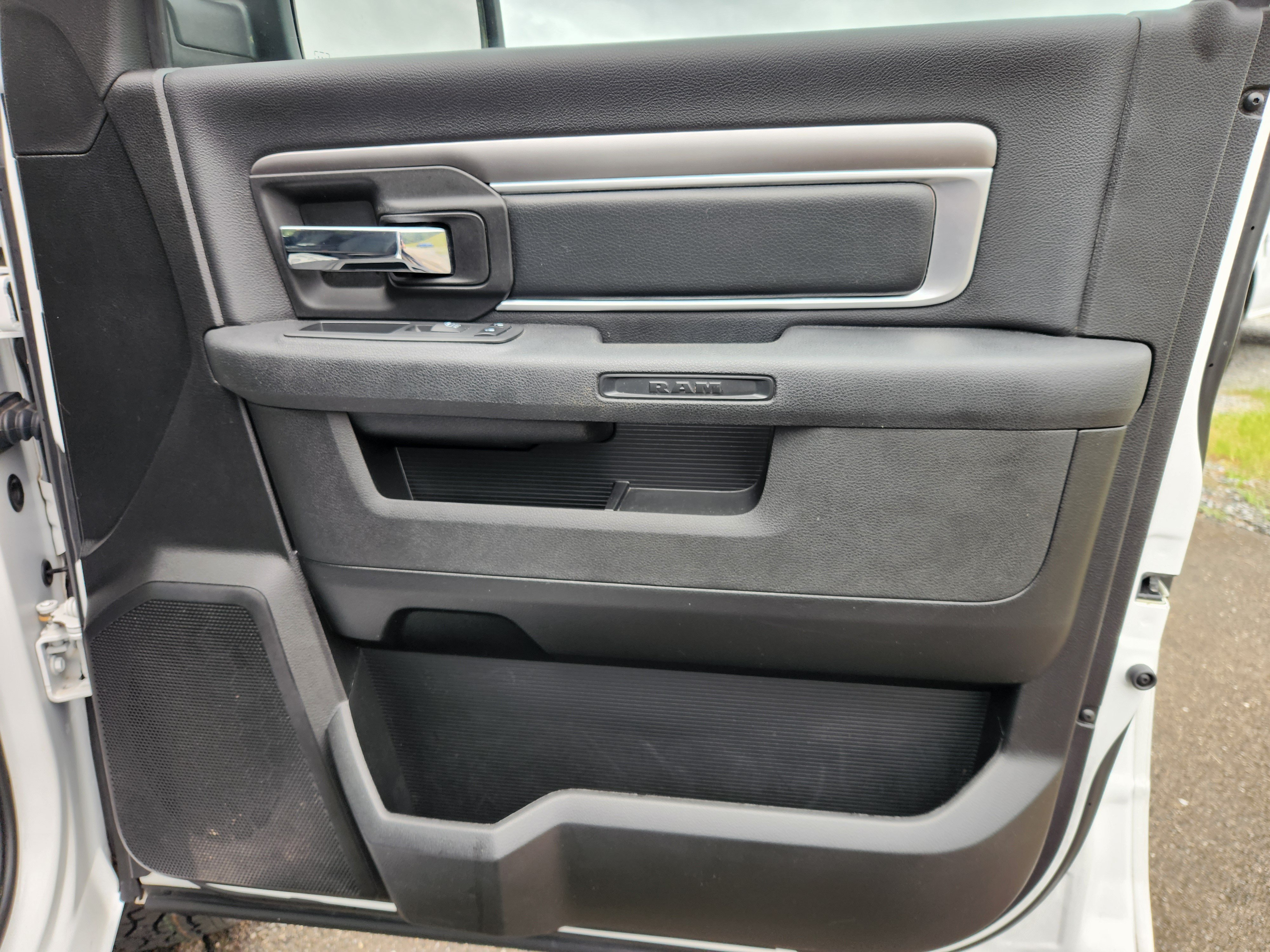 Used 2021 RAM 1500 Warlock w/ Electronics Group AWD/4WD image 36