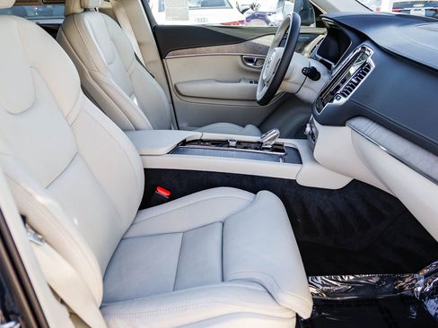 Used 2024 Volvo XC90 T8 Ultimate w/ Protection Package Premier image 19