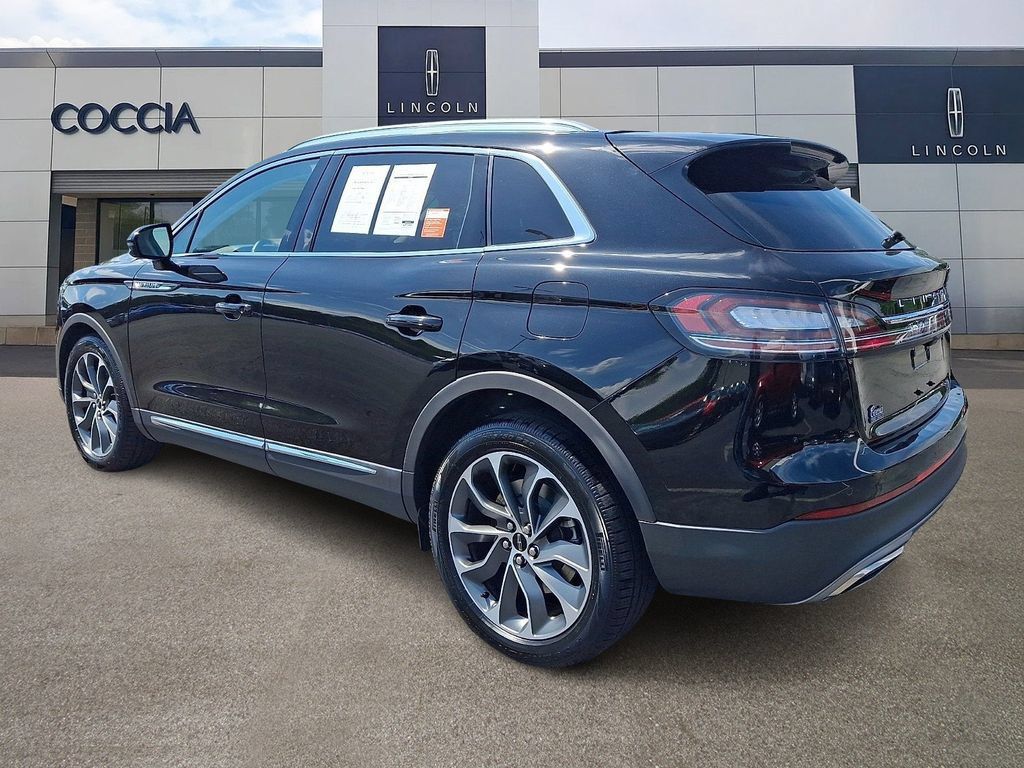 Certified 2023 Lincoln Nautilus Reserve AWD/4WD image 6