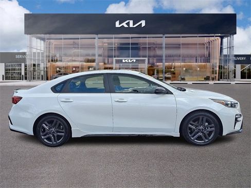 Used 2021 Kia Forte GT-Line w/ GT-Line Premium Package image 7
