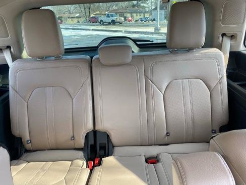 Certified 2024 Ford Expedition Limited image 33