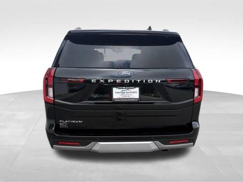 Used 2025 Ford Expedition Platinum AWD/4WD image 10