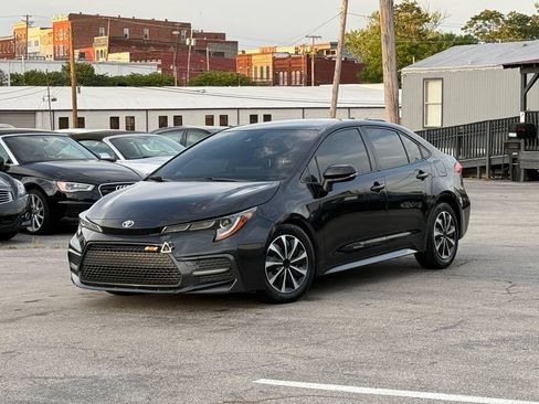 Used 2021 Toyota Corolla SE FWD image 1