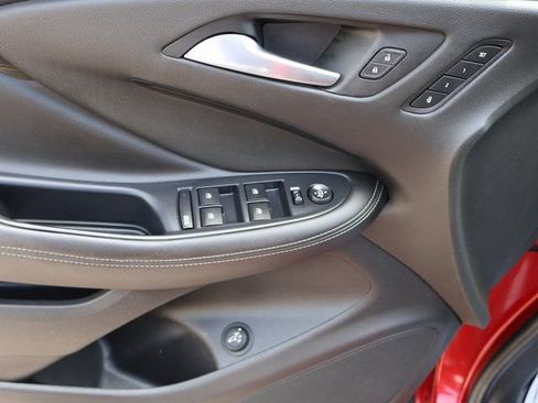 Used 2020 Buick Envision Essence w/ Experience Buick Package AWD/4WD image 32