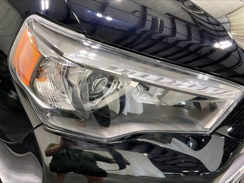 Used 2021 Toyota 4Runner Limited AWD/4WD image 28