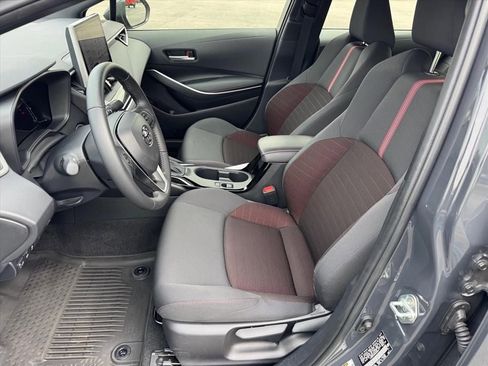 Certified 2025 Toyota Corolla SE w/ SE Premium Package image 9