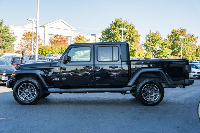 Used 2020 Jeep Gladiator Overland AWD/4WD image 4