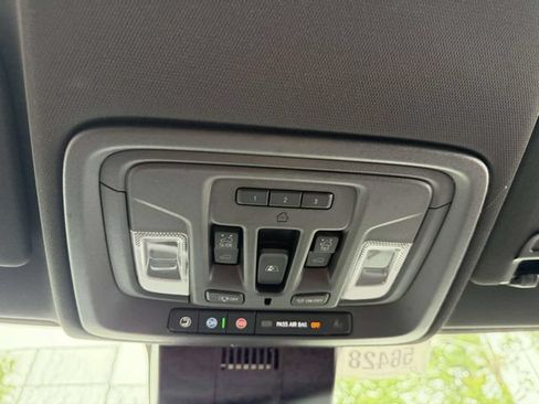 Certified 2023 Chevrolet Silverado 1500 High Country AWD/4WD image 32