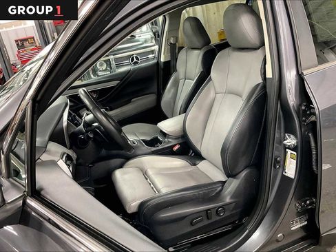 Used 2024 Subaru Outback Limited AWD/4WD image 8