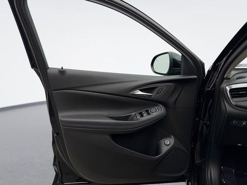 Used 2026 Buick Encore GX Sport Touring w/ Comfort Package image 9