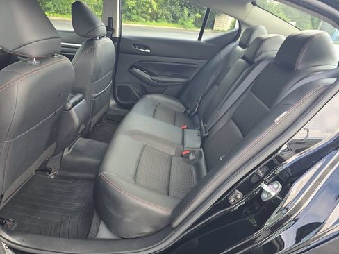 Used 2024 Nissan Altima 2.5 SR AWD/4WD image 11