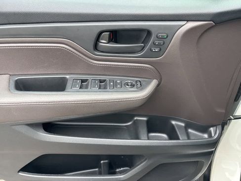 Used 2019 Honda Odyssey EX-L image 12