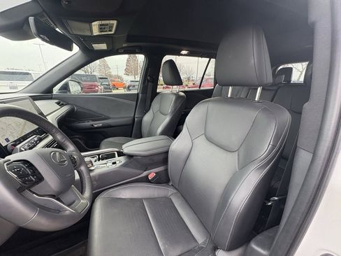 Used 2025 Lexus TX 350 AWD image 6