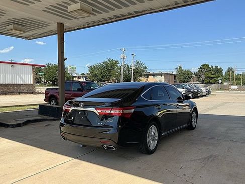 Used 2013 Toyota Avalon XLE FWD image 5