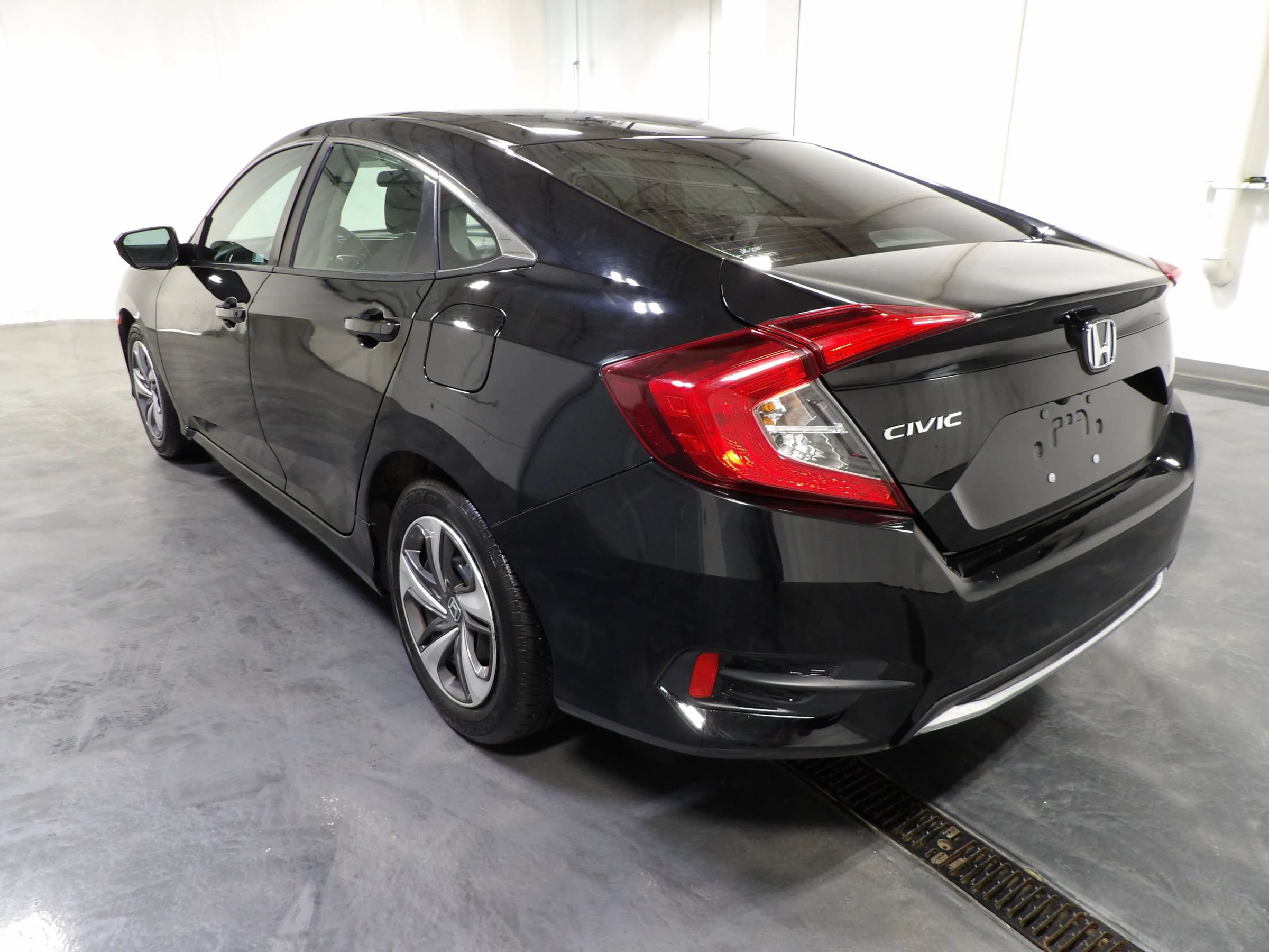 Used 2020 Honda Civic LX image 6