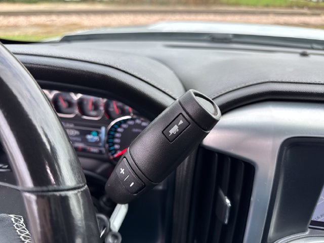Used 2019 GMC Sierra 2500 SLT w/ Duramax Plus Package AWD/4WD image 24