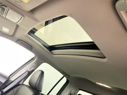 Used 2017 Honda Ridgeline RTL-E image 17