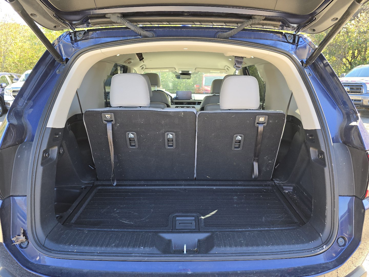 Used 2025 Honda Pilot EX-L image 18