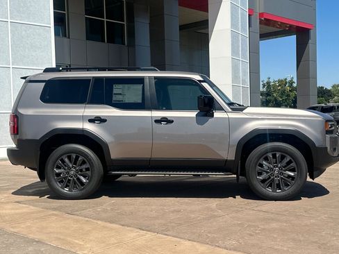 New 2027 Toyota Land Cruiser AWD/4WD image 3