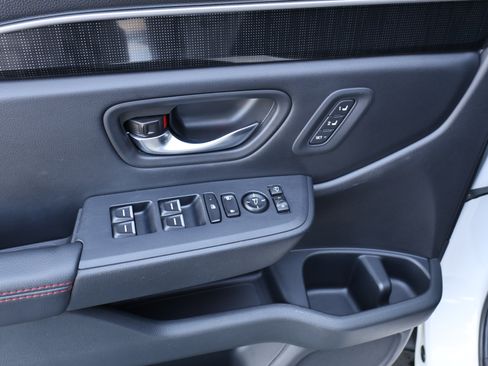 Used 2025 Honda Pilot Black Edition image 14