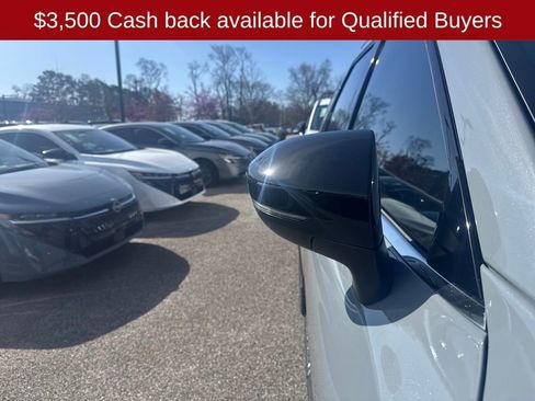 New 2026 Nissan Pathfinder Platinum image 38