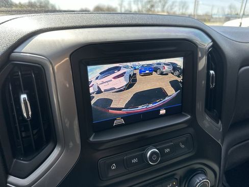 Used 2021 Chevrolet Silverado 1500 Custom image 17