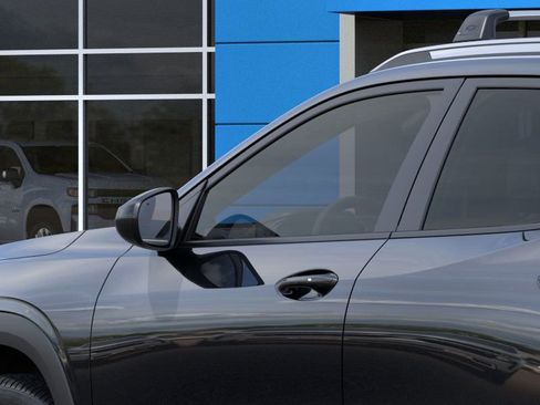 New 2025 Chevrolet Trax ACTIV w/ Sunroof Package image 12