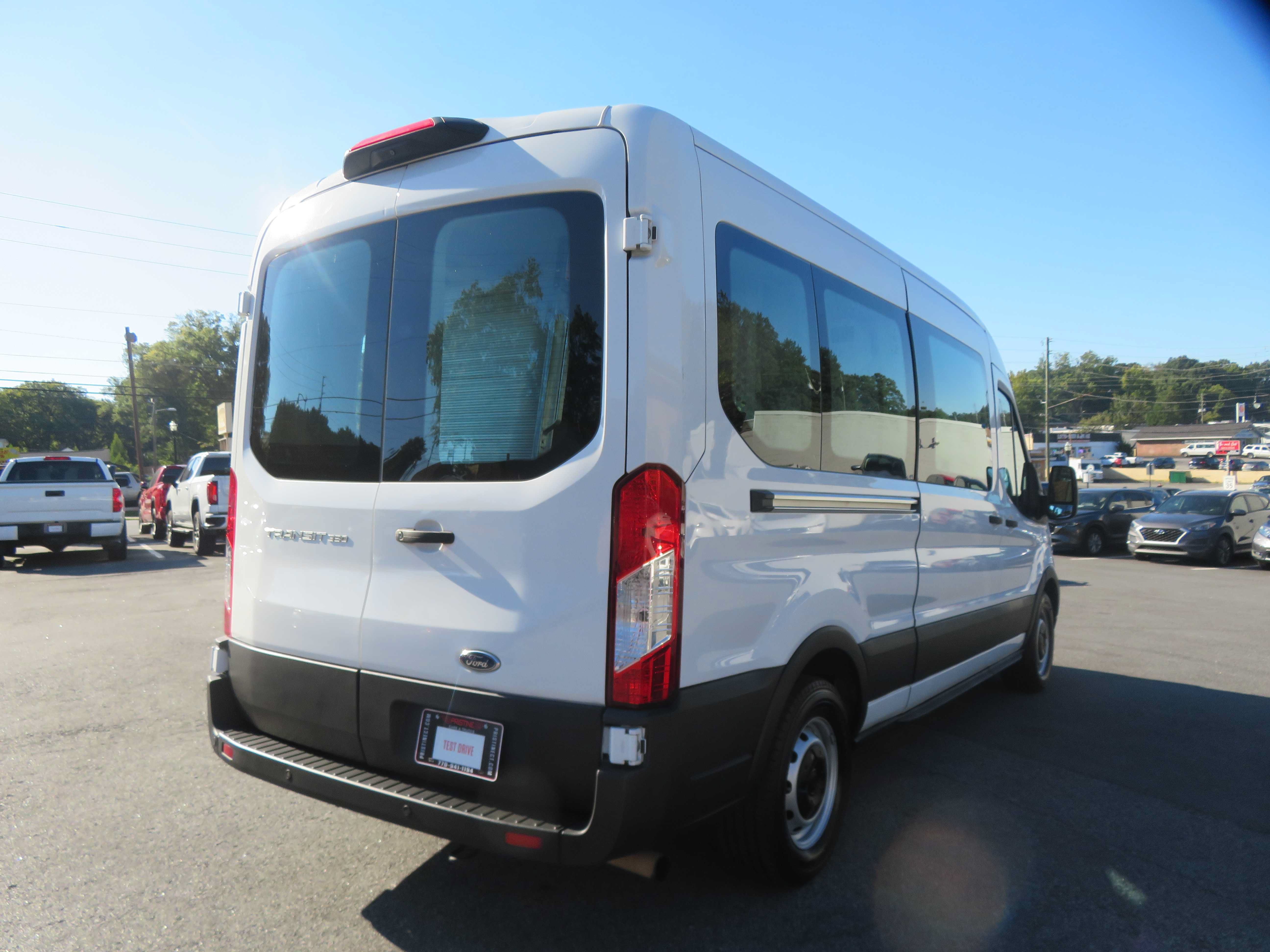 Used 2022 Ford Transit 350 XL RWD image 4