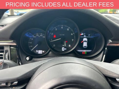 Used 2023 Porsche Macan Turbo AWD/4WD image 24