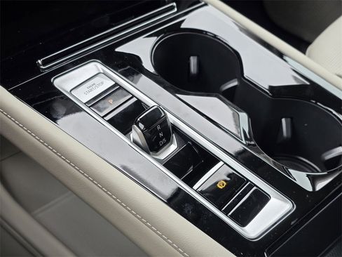 New 2026 Volkswagen Atlas SEL Premium R-Line image 16