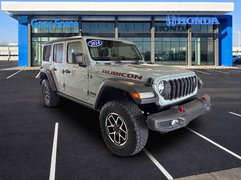 Used 2024 Jeep Wrangler Unlimited Rubicon w/ Technology Group AWD/4WD image 1