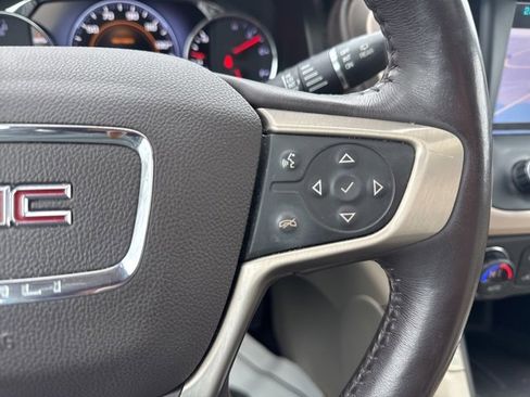 Used 2018 GMC Acadia Denali w/ Technology Package image 27