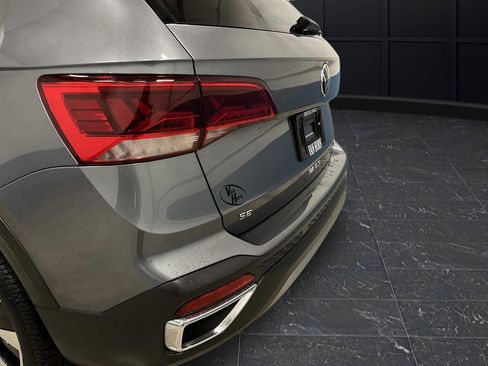 Used 2022 Volkswagen Taos SE w/ IQ.Drive SE Package image 31