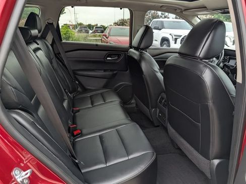 Used 2023 Nissan Rogue SL w/ SL Premium Package FWD image 29