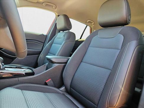 New 2026 Chevrolet Trax LT w/ Driver Confidence Package image 4