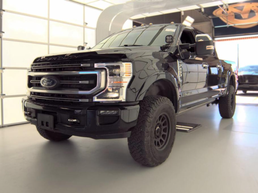 Used 2021 Ford F250 Platinum w/ Tremor Off-Road Package AWD/4WD image 2