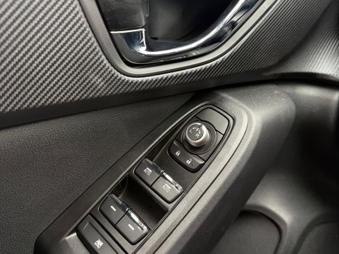 Certified 2025 Subaru Crosstrek 2.5i Limited w/ Crosstrek Mirror Package image 11