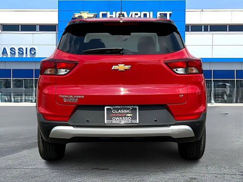 New 2026 Chevrolet TrailBlazer LT w/ LT Cold Weather Package FWD image 4