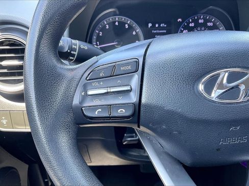 Used 2020 Hyundai Kona SE FWD image 18