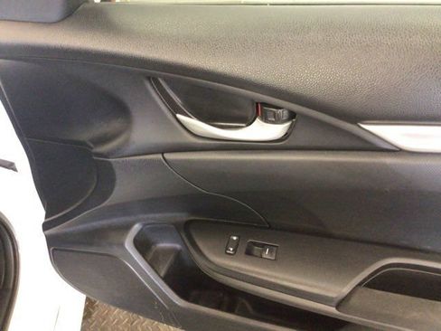 Used 2019 Honda Civic LX image 18