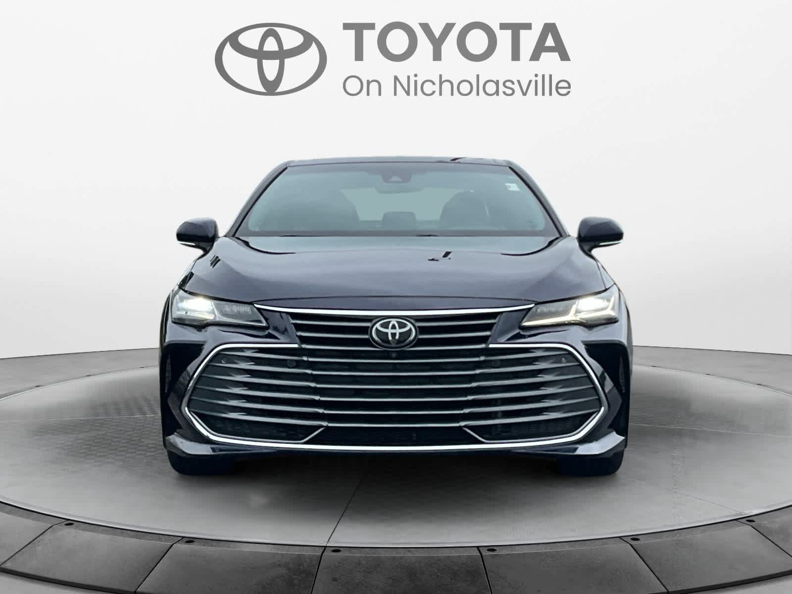 Used 2021 Toyota Avalon Limited w/ Advanced Safety Package FWD image 8