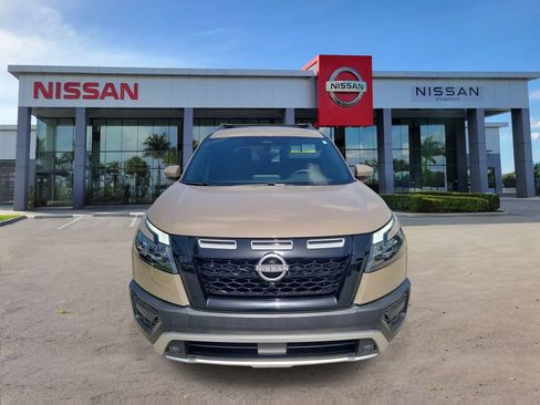 Used 2025 Nissan Pathfinder Rock Creek AWD/4WD image 6