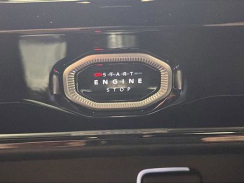 New 2026 Jeep Grand Cherokee Altitude image 23