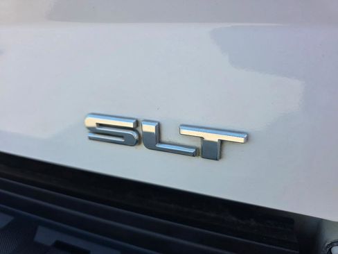 Used 2019 GMC Sierra 2500 SLT w/ Duramax Plus Package image 8