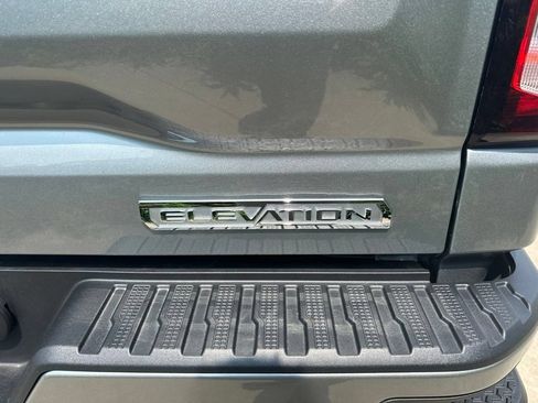 Used 2025 GMC Sierra 1500 Elevation w/ Elevation Premium Package AWD/4WD image 18