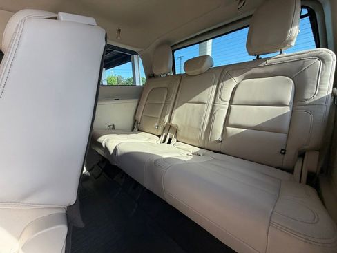 Used 2020 Lincoln Navigator Reserve w/ Equipment Group 208A Reserve AWD/4WD image 35