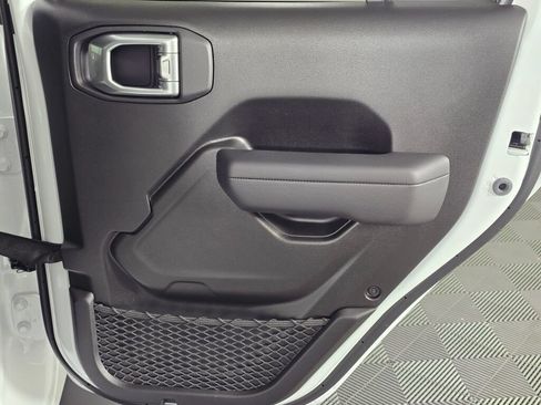 New 2026 Jeep Gladiator Sport AWD/4WD image 41